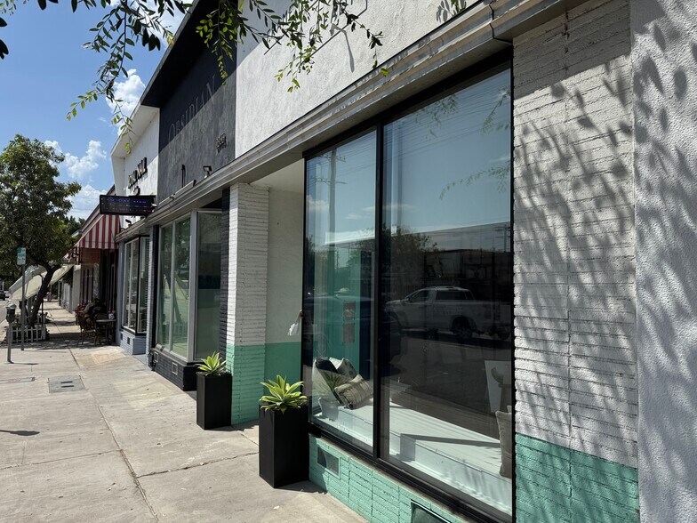 2863-2867 S Robertson Blvd, Los Angeles, CA à louer - Photo de l’immeuble – Image 3 sur 16