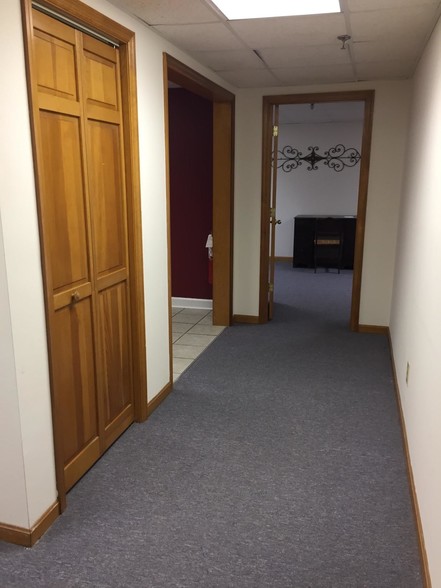 6936-6948 Tylersville Rd, West Chester, OH à louer - Photo intérieure – Image 3 sur 19