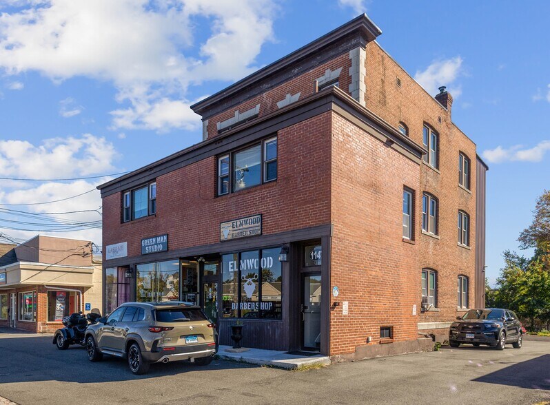 1145-1147 New Britain Ave, West Hartford, CT à vendre - Photo de l’immeuble – Image 1 sur 10