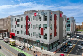 Plus de détails pour 400 S Salina St, Syracuse, NY - Bureau, Local commercial à louer