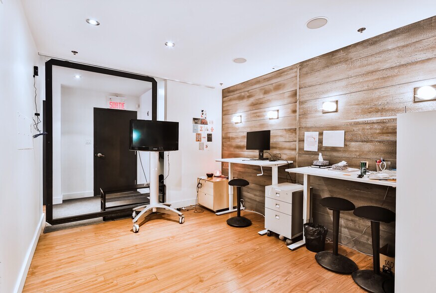 4115-4117 Boul Saint-Laurent, Montréal, QC à louer - Photo intérieure – Image 3 sur 9