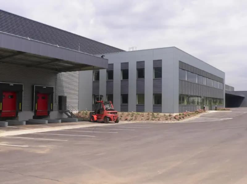 Industriel/Logistique dans Brétigny-sur-Orge à louer Photo de l’immeuble– Image 1 sur 11