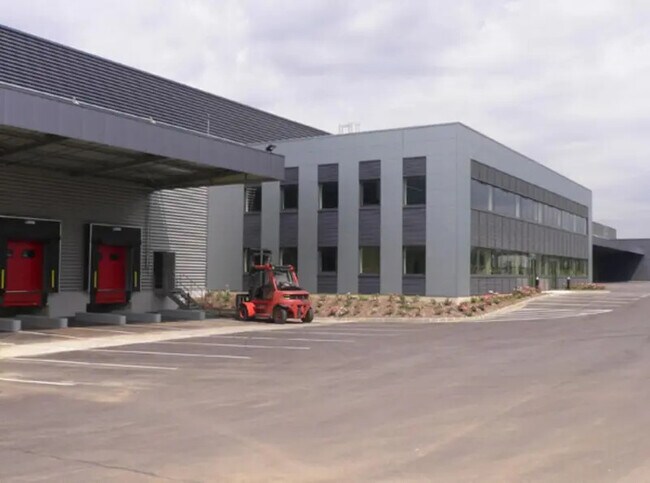 Plus de détails pour Industriel/Logistique à louer