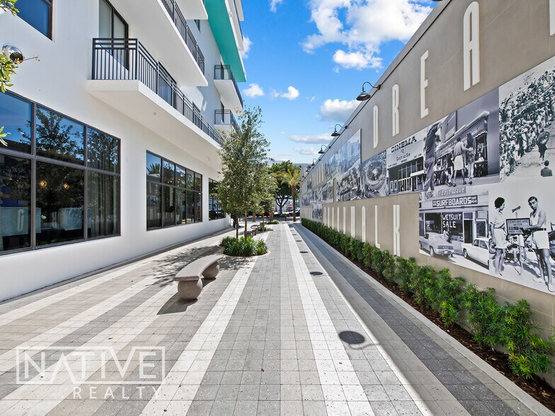 2001 Hollywood Blvd, Hollywood, FL à louer - Photo de l’immeuble – Image 3 sur 31