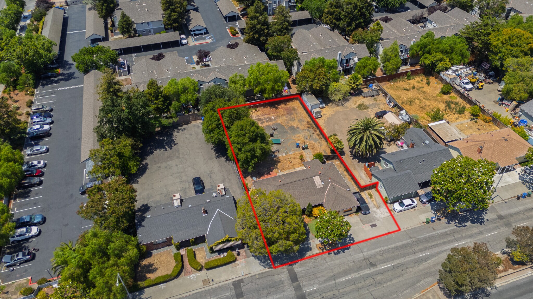 6433 Thornton Ave, Newark, CA à vendre Aérien– Image 1 sur 13