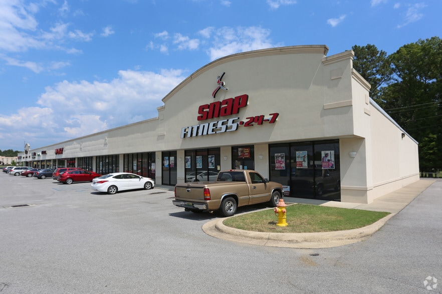 977 Gilbert Ferry Rd SE, Attalla, AL à louer - Photo principale – Image 1 sur 6