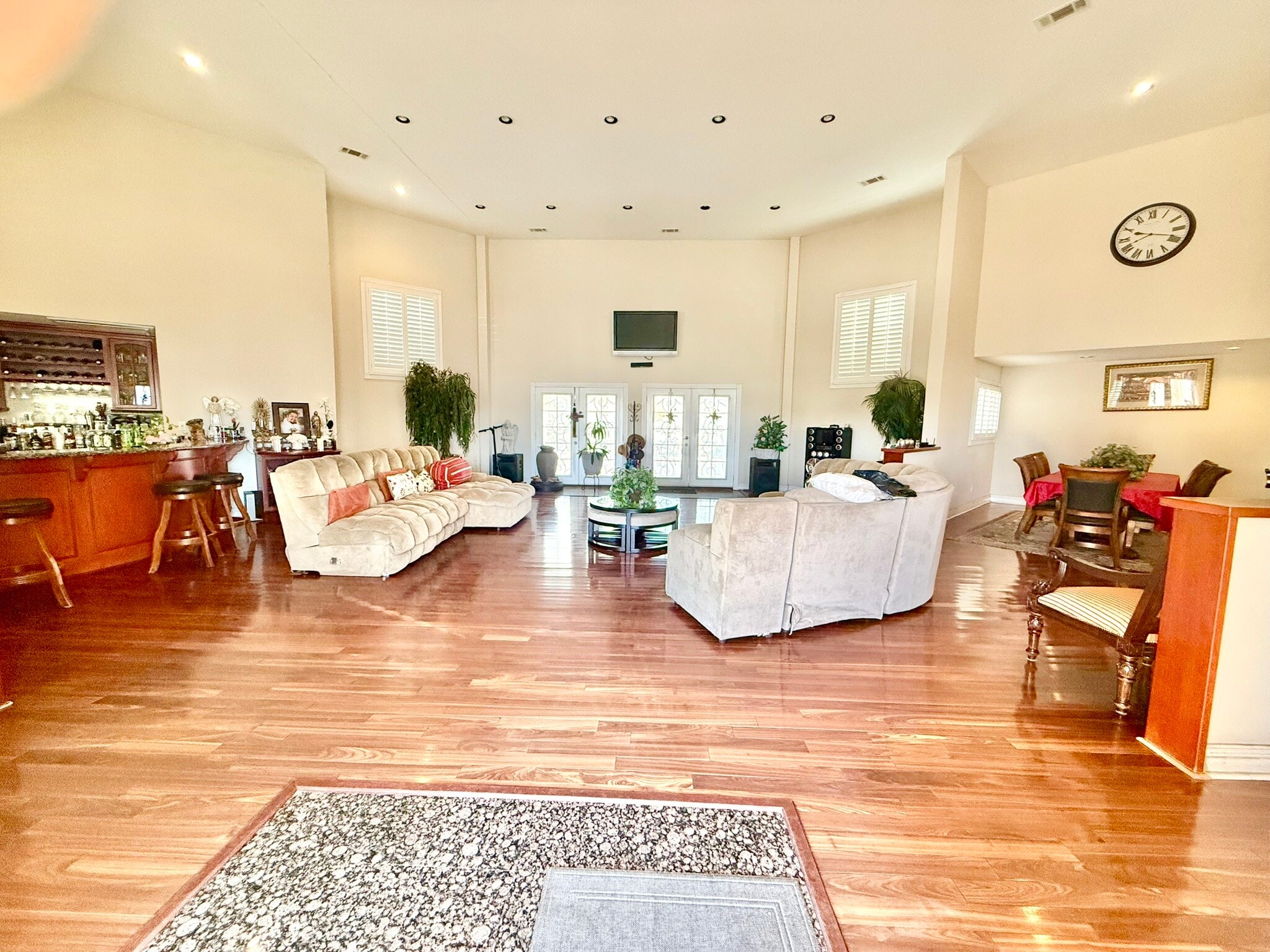8410 Mulberry Ave, Fontana, CA à louer Photo intérieure– Image 1 sur 34