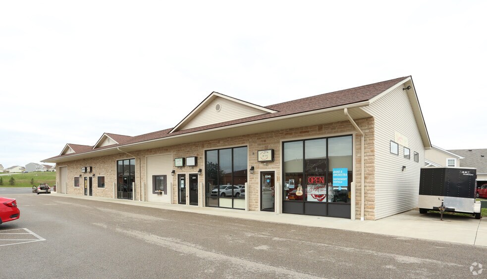 2249-2257 W Fair Ave, Lancaster, OH à vendre - Photo principale – Image 1 sur 5