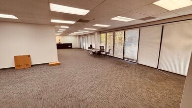 959 E Walnut St, Pasadena, CA à louer Photo intérieure– Image 1 sur 11