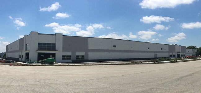 3051 Midfield Ct, Plainfield, IN à louer - Photo de l’immeuble – Image 2 sur 5