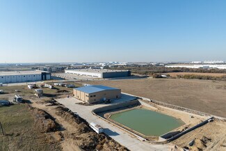 Plus de détails pour 13227 Old Denton Rd, Fort Worth, TX - Industriel/Logistique à louer