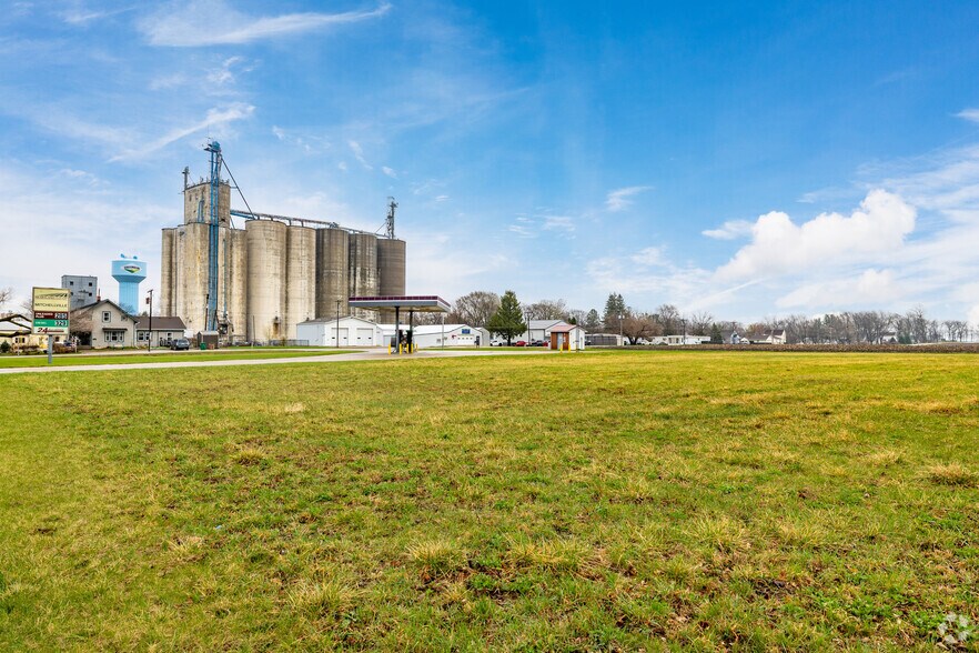 Center St S, Mitchellville, IA à vendre - Photo principale – Image 1 sur 5