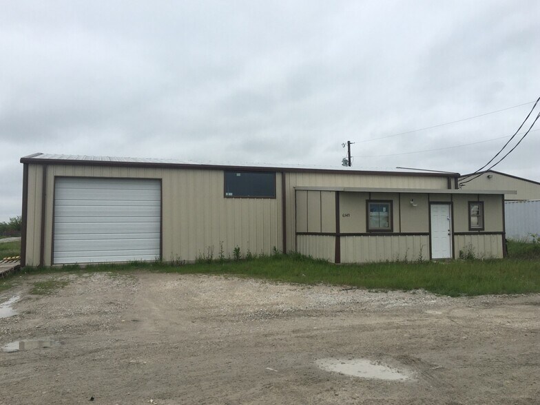 6549 Interstate 35, Valley View, TX à louer - Photo de l’immeuble – Image 3 sur 6