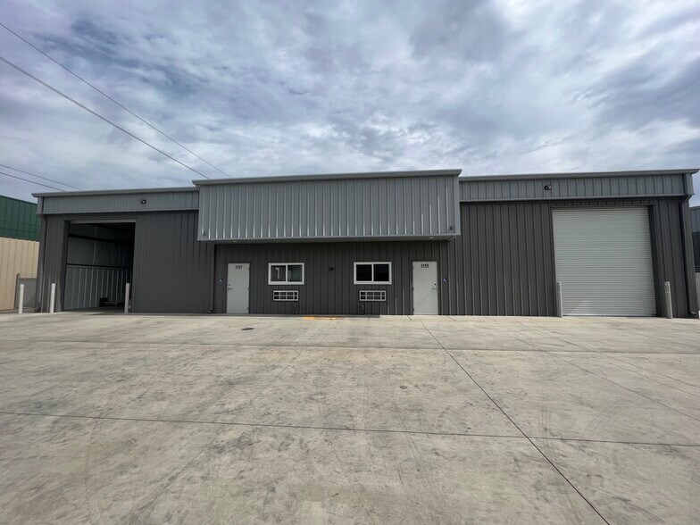 3155-3159 Humphrey Ct, Turlock, CA à louer - Photo de l’immeuble – Image 2 sur 3