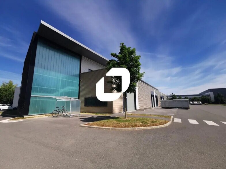 Bureau dans Serris à vendre - Photo de l’immeuble – Image 2 sur 6