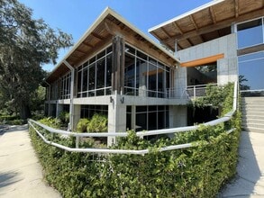 7600 Nw 5th Pl, Gainesville, FL à louer Photo intérieure– Image 1 sur 18