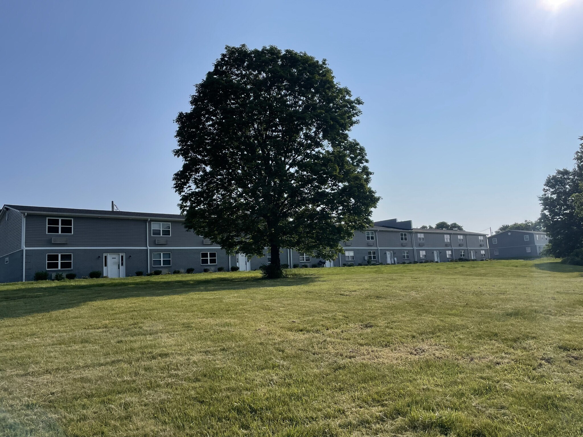 200 N Hill N Dale St, Danville, KY à vendre Photo principale– Image 1 sur 9