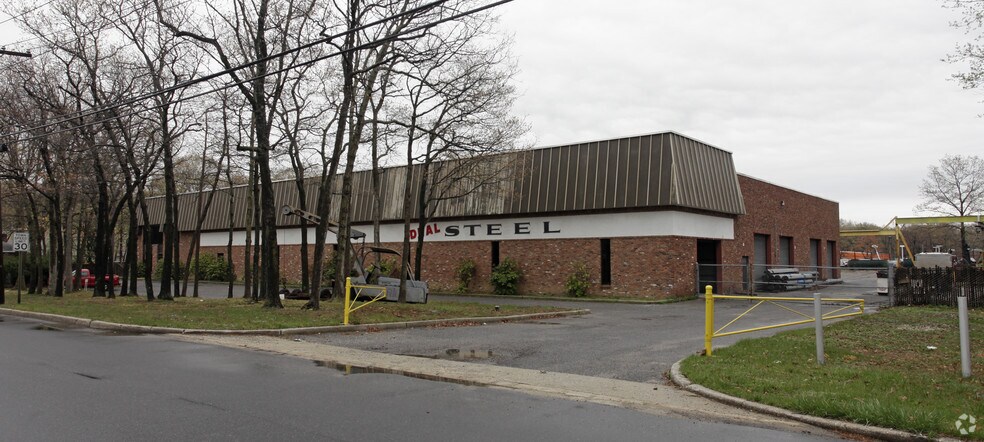 87 Arlington Ave, Saint James, NY à louer - Photo de l’immeuble – Image 3 sur 7
