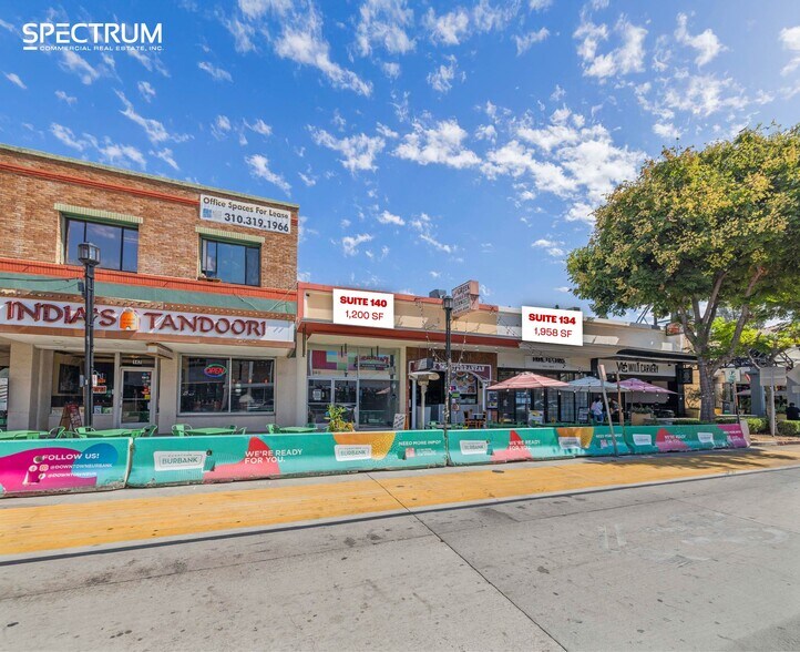 130-140 N San Fernando Blvd, Burbank, CA à louer - Photo de l’immeuble – Image 1 sur 35