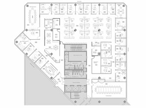 6733 Mississauga Rd, Mississauga, ON à louer Plan d’étage– Image 2 sur 18