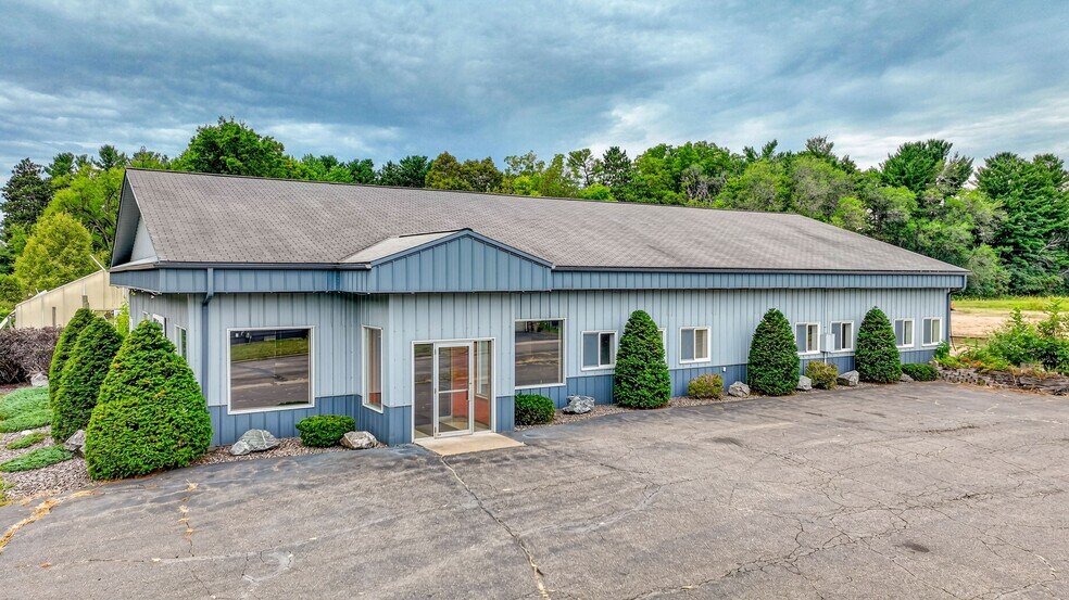 1210 Mansfield St, Chippewa Falls, WI à vendre - Photo de l’immeuble – Image 2 sur 32