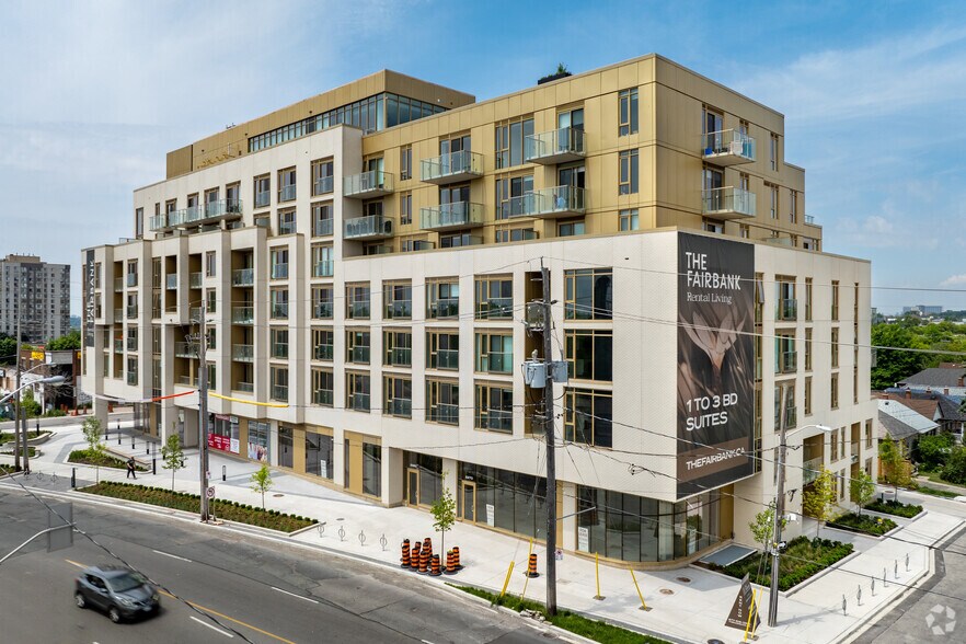 9 Croham Rd, Toronto, ON à louer - Photo de l’immeuble – Image 2 sur 56