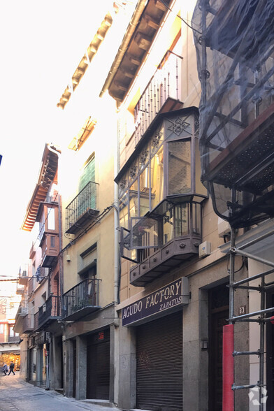 Calle del Comercio, 6, Toledo, Toledo à louer - Photo de l’immeuble – Image 2 sur 6