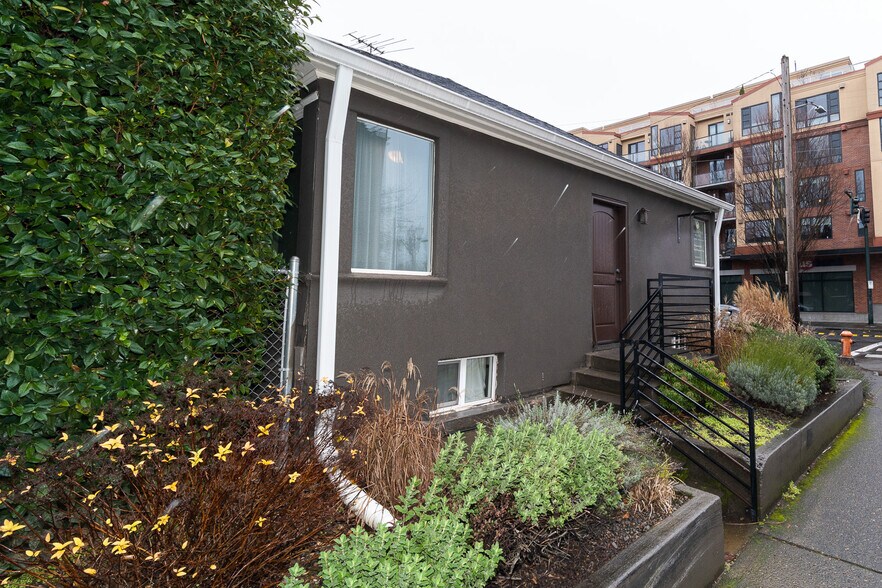 1603-1611 NE 16th Ave, Portland, OR à louer - Photo de l’immeuble – Image 2 sur 26