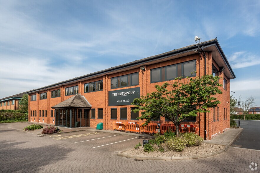 Gadbrook Park, Northwich à louer - Photo principale – Image 1 sur 3