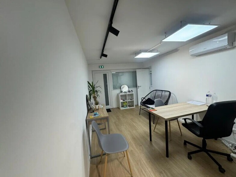 Bureau dans Castelnau-le-Lez à vendre - Photo intérieure – Image 2 sur 12