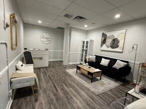 217-223 E Hartsdale Ave, Hartsdale, NY à louer Photo intérieure– Image 2 sur 11