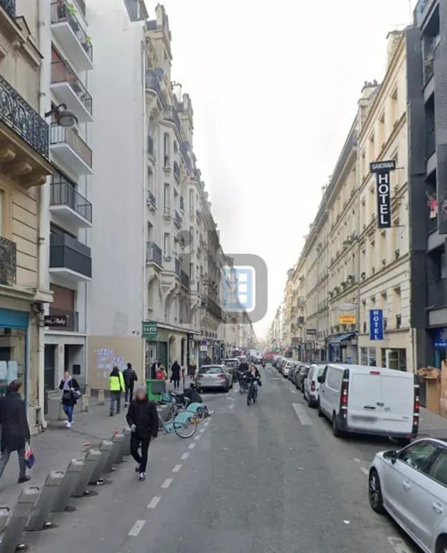 Local commercial dans Paris à louer Photo de l’immeuble– Image 1 sur 2