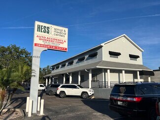 Plus de détails pour 4505 Town N Country Blvd, Tampa, FL - Bureau à vendre