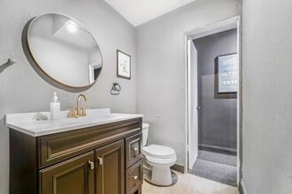 8685 Venice Blvd, Los Angeles, CA à louer Photo de l’immeuble– Image 2 sur 16