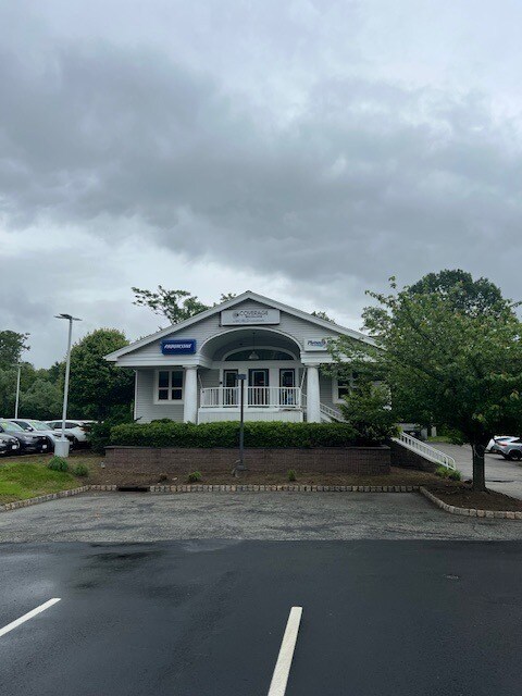 580 State Rt 23, Pompton Plains, NJ à louer Photo de l’immeuble– Image 1 sur 8