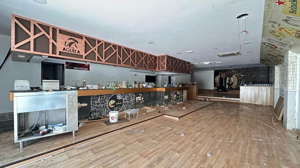 Local commercial dans L'Alcúdia à vendre - Photo de l’immeuble – Image 3 sur 37