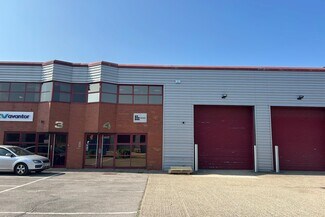 Plus de détails pour Station Rd, Reading - Industriel/Logistique à louer