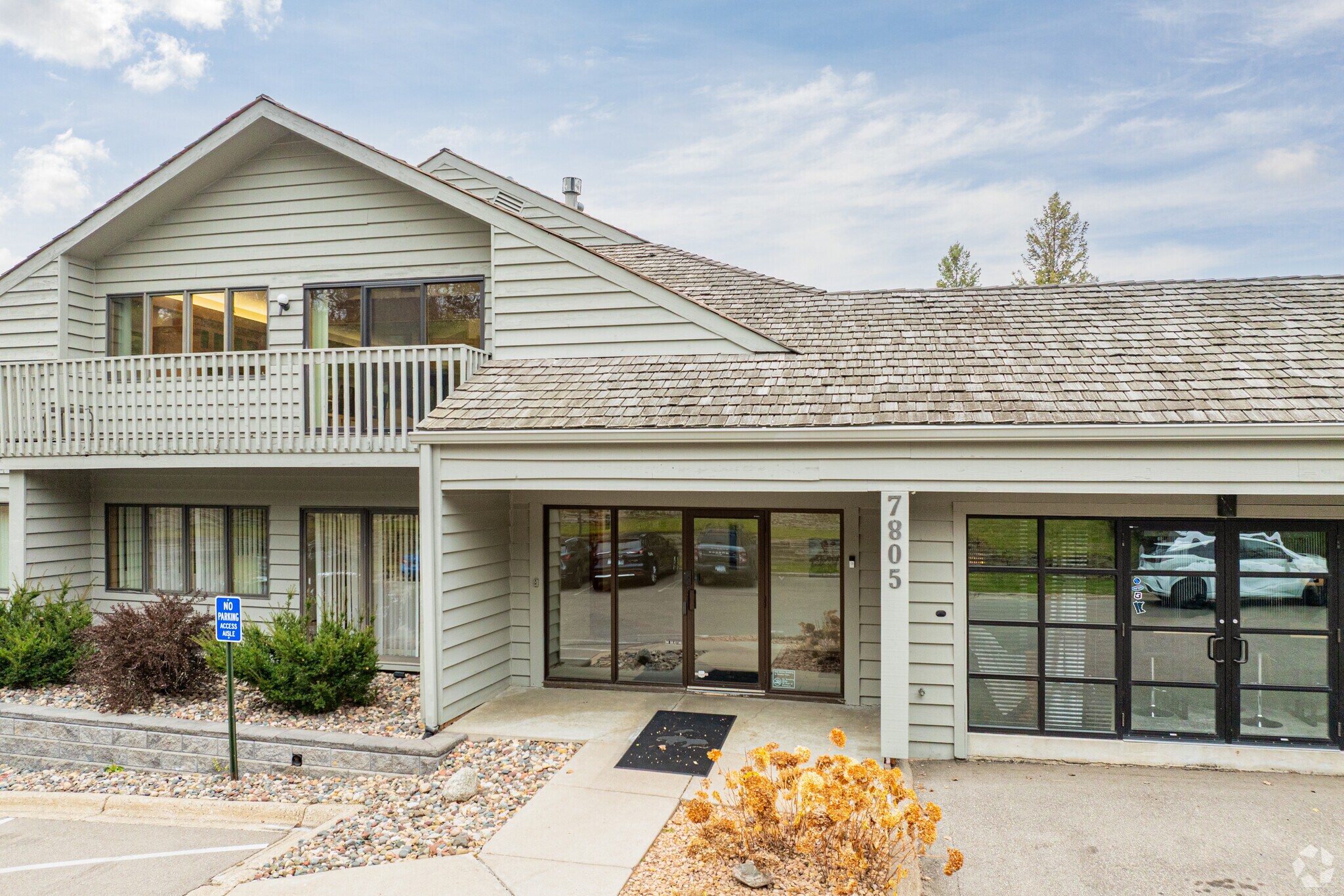 7805 Telegraph Rd, Bloomington, MN à vendre Photo de l’immeuble– Image 1 sur 25