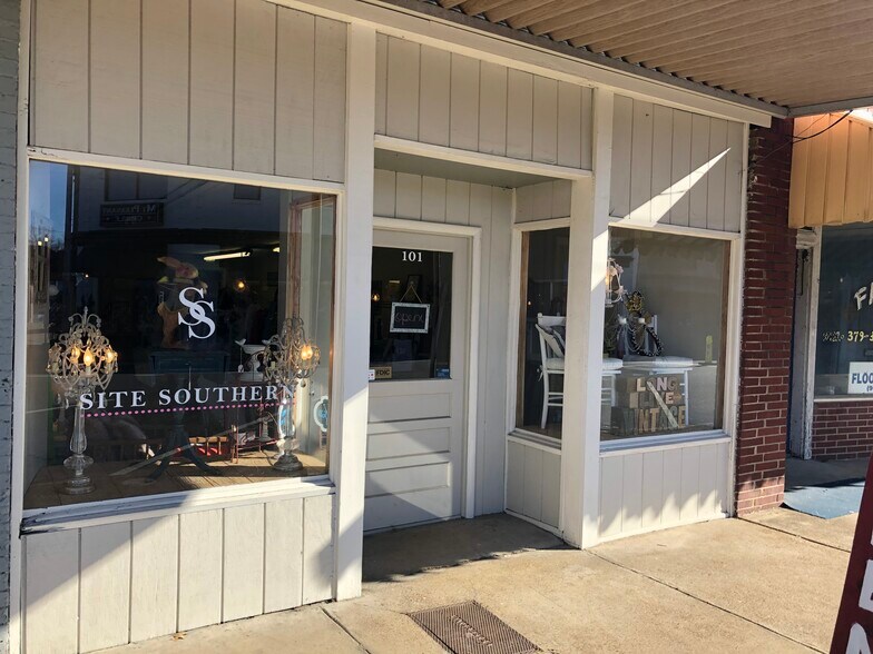 101 S Main St, Mount Pleasant, TN à vendre - Photo principale – Image 1 sur 24