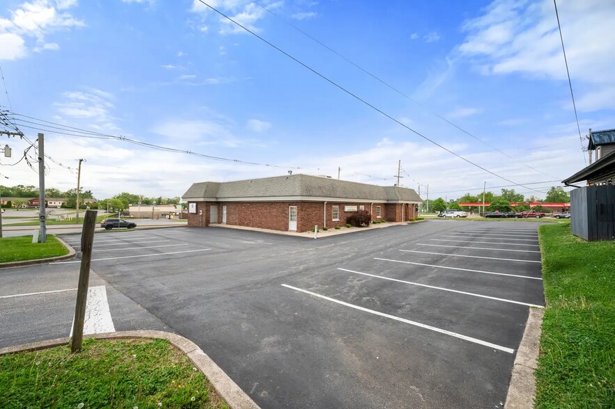 5300 Bardstown Rd, Louisville, KY à louer - Photo de l’immeuble – Image 2 sur 2