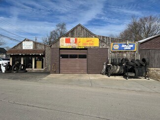 Plus de détails pour 202 N High St, Mount Orab, OH - Local commercial à vendre
