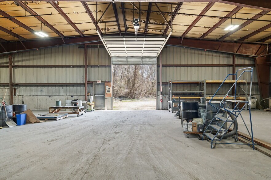40 Water St, Amesbury, MA à louer - Photo de l’immeuble – Image 3 sur 9
