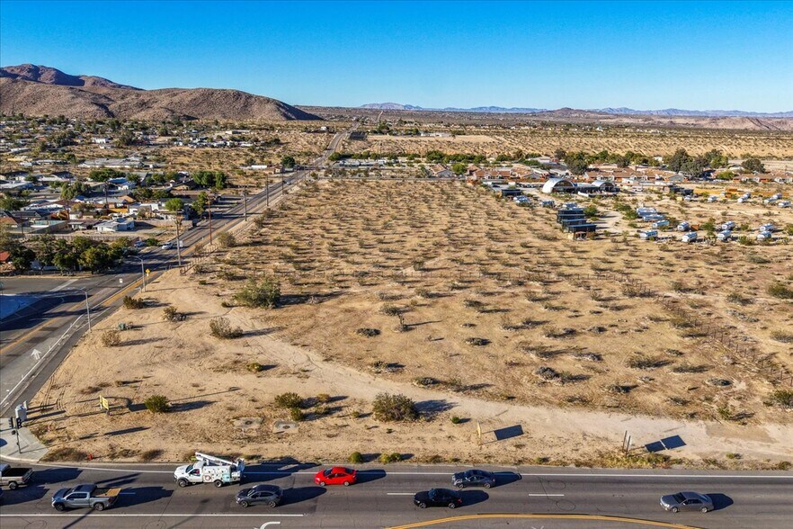 62090 Twentynine Palms Hwy, Joshua Tree, CA à vendre - Photo de l’immeuble – Image 3 sur 22