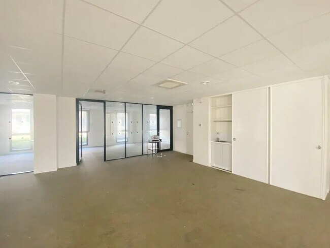Plus de détails pour 4 Rue Edith Piaf, Saint-Herblain - Bureau à louer