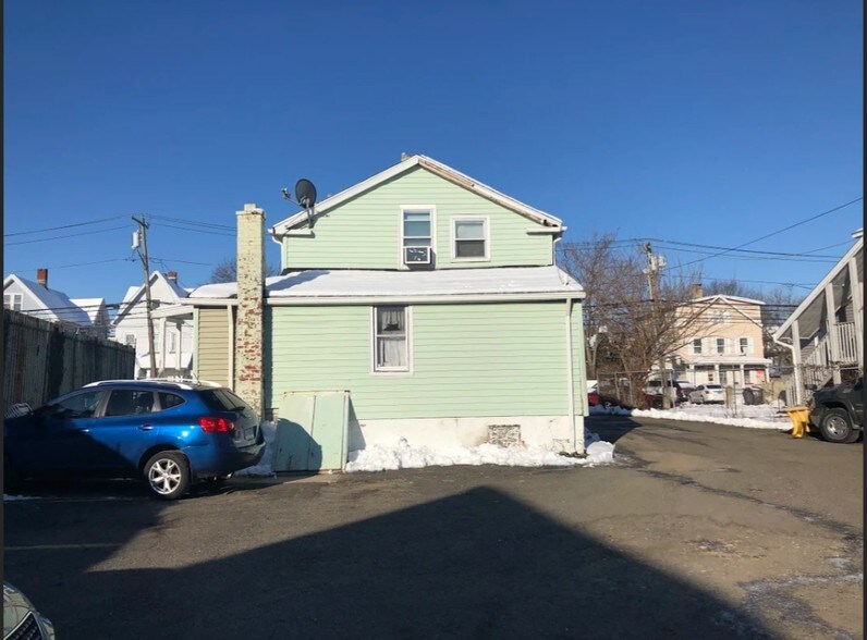 122 S Main St, Norwalk, CT à vendre - Photo de l’immeuble – Image 3 sur 10