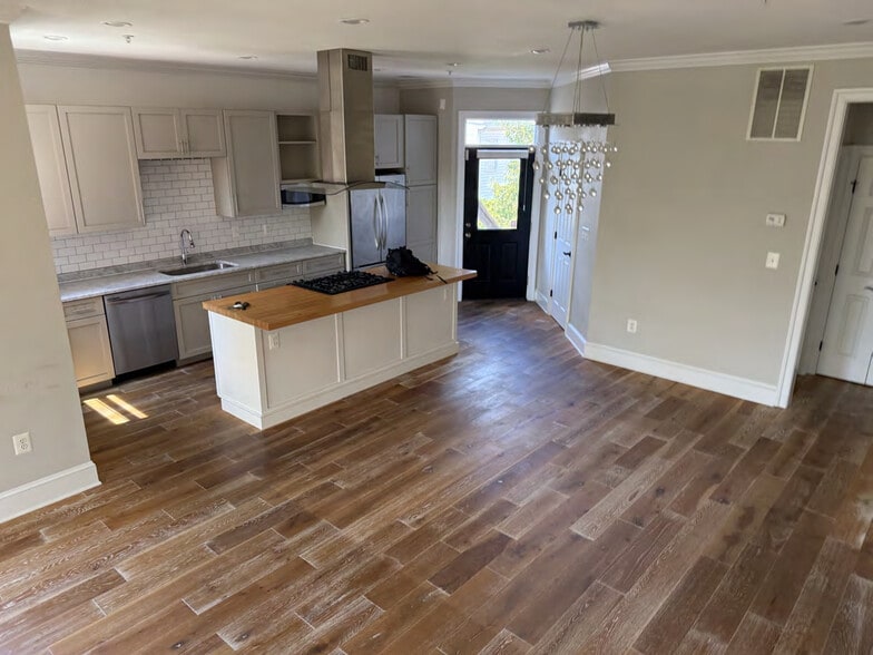 1804 Independence Ave SE, Washington, DC à vendre - Photo intérieure – Image 2 sur 6