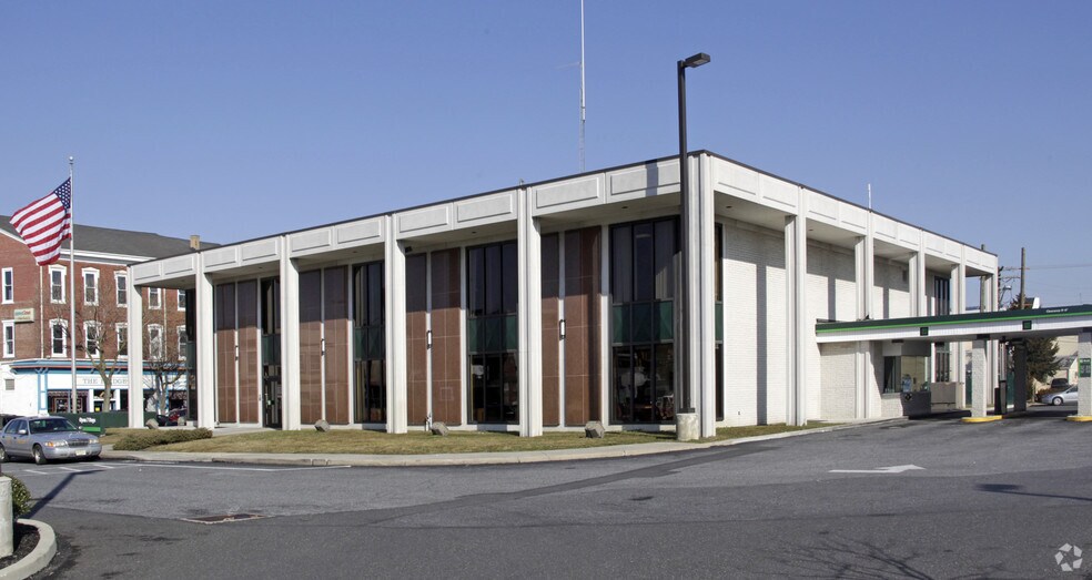 53 S Laurel St, Bridgeton, NJ à louer - Photo de l’immeuble – Image 2 sur 2