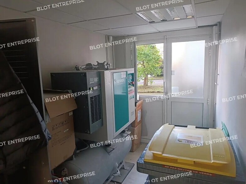 Bureau dans Brest à vendre - Photo de l’immeuble – Image 2 sur 5