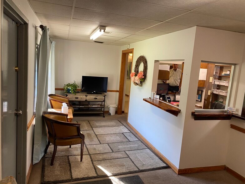 5710 Katherine Hankins Dr, Theodore, AL à vendre - Photo de l’immeuble – Image 3 sur 11