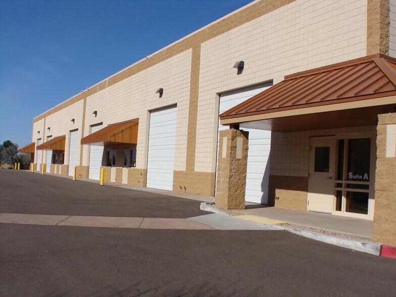 1240 N Hobson St, Gilbert, AZ à louer - Photo de l’immeuble – Image 2 sur 4